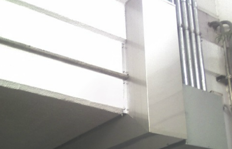 ステンレス製配管カバー